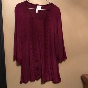 Ladies 3/4 sleeve tunic length top
